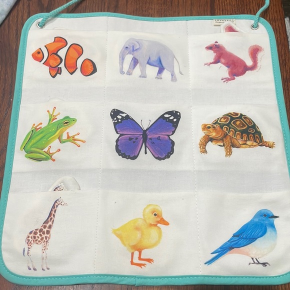 Lovevery Other - Lovevery animal match hanging